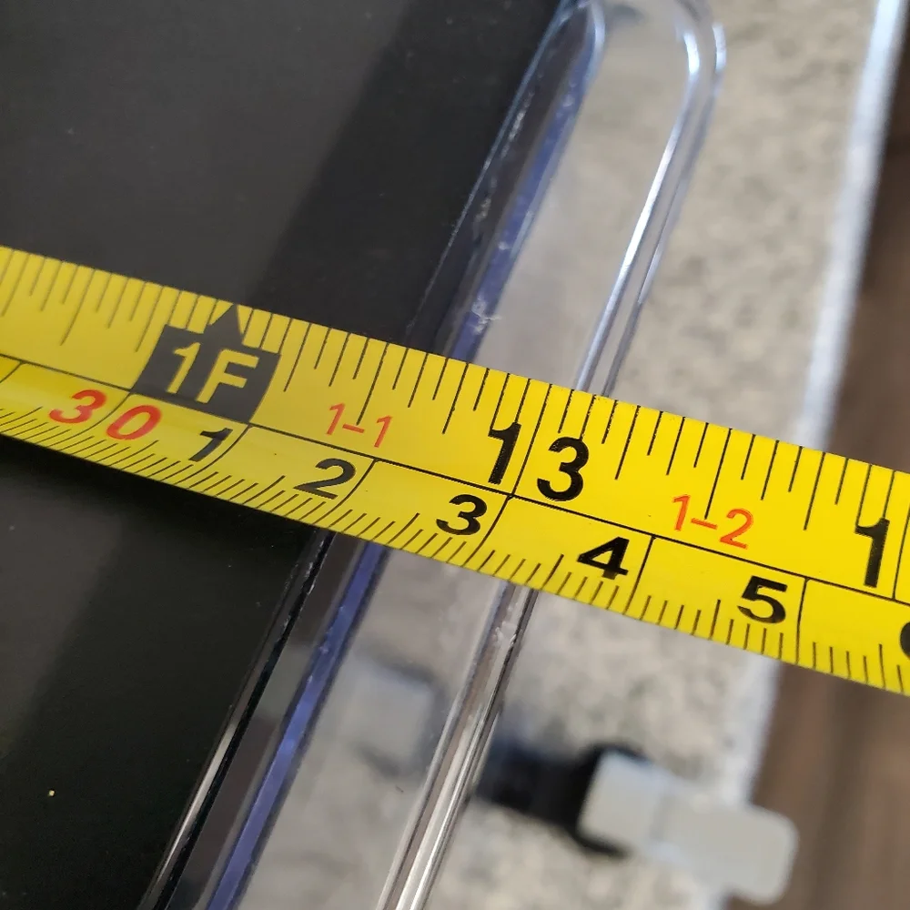 Brita Water Filter Dispenser with Black Lid - Picture 9 of 9